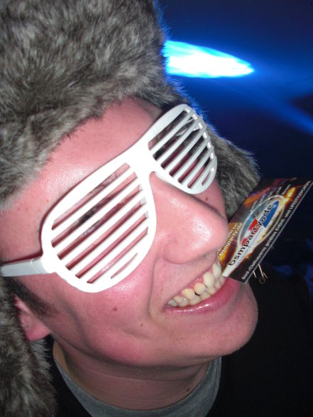 Rave On Snow '08 - 