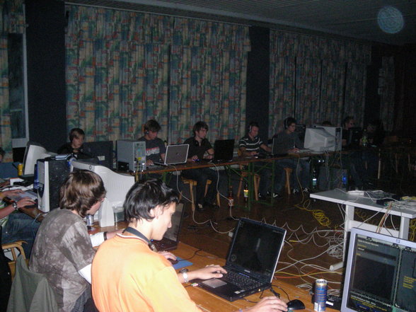 LAN-Party von 7. 9 - 8. 9 - 