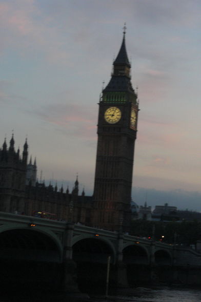 London ; ) - 
