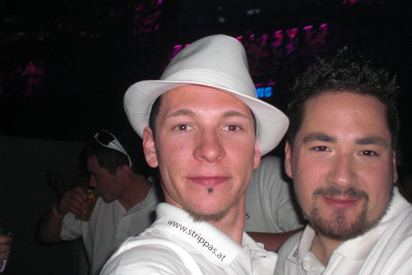 s`Trippas was @ Sensation 2009 Prag - 