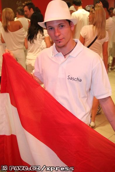 s`Trippas was @ Sensation 2009 Prag - 