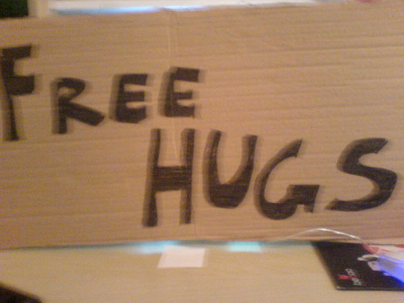 Free Hugs - 