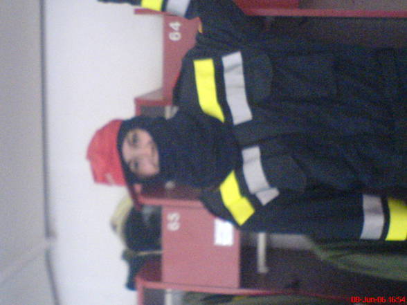 fotosession bei da Feuerwehr!!!!*gg* - 