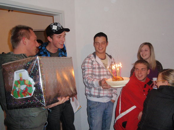 MuhQ ist 18 =) - 