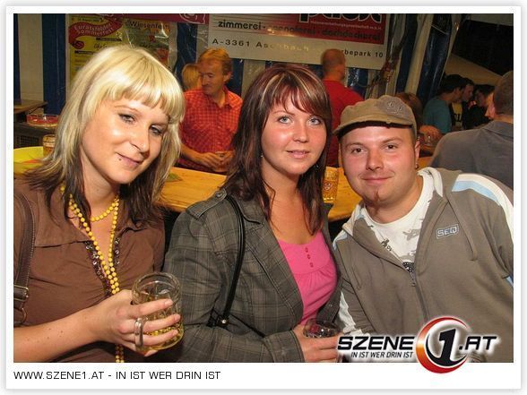 FrEuNdE  &  pArTy`S - 