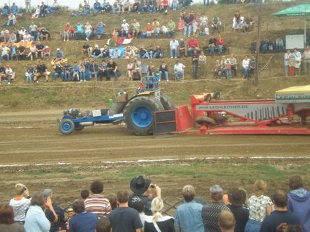 TRACTOR PULLING HOLLABRUNN - 