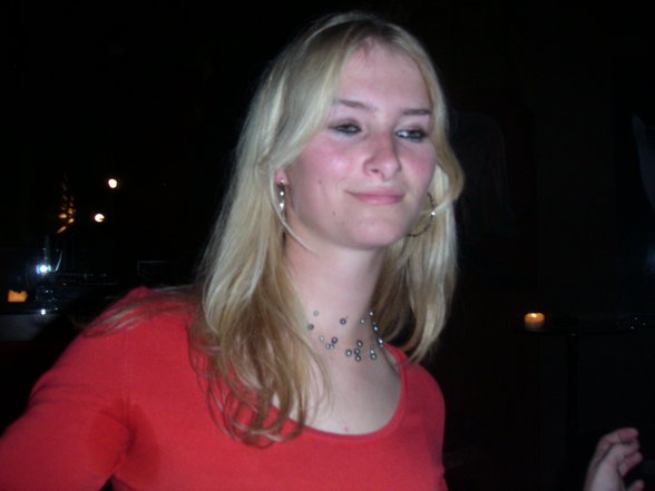 Marie feiert 18 - 