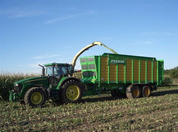 John Deere und Joskin - 