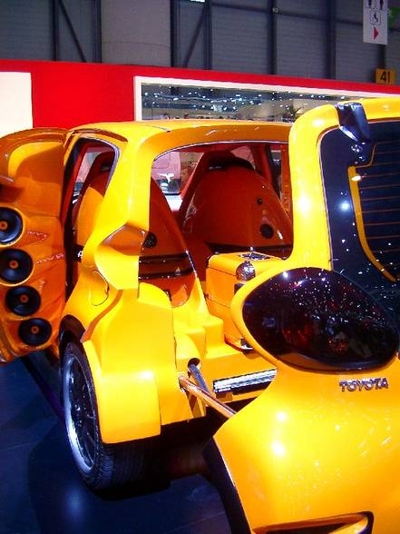 Internationaler Genfer Autosalon 2005 - 