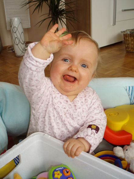 Leonie 0-1 Jahr - 