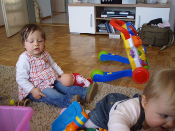 Leonie 0-1 Jahr - 