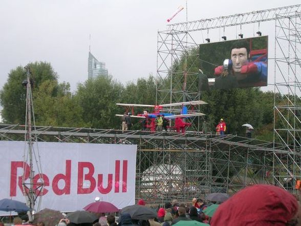 7. Redbull Flugtag - 