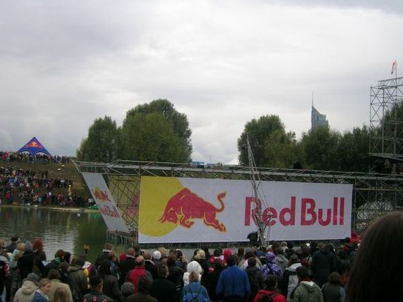 7. Redbull Flugtag - 