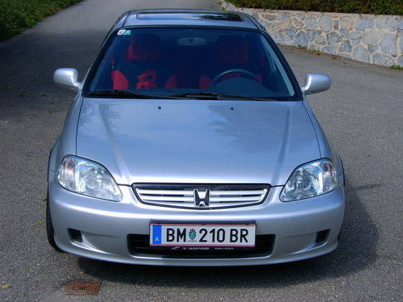 Honda Civic - 