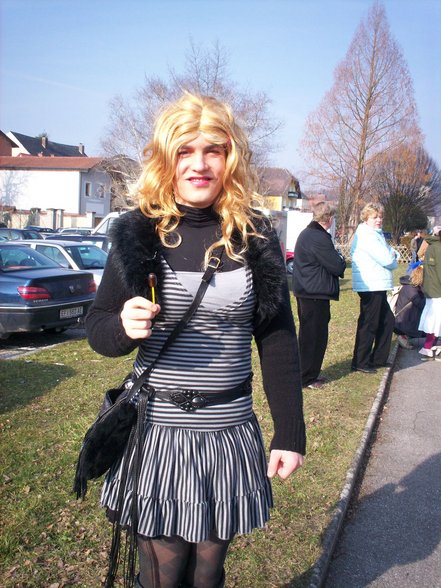 ~*~FaScHinG iN AsChAcH~*~ - 