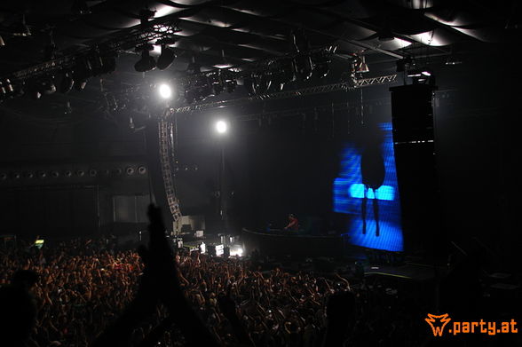 In Search of Sunrise Tour 2008/Gasometer - 