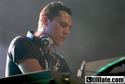 Tiesto at Privilege Ibiza 2008 - 