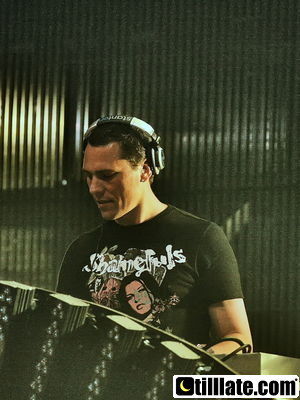 Tiesto 11-08-08 Privilege Ibiza - 