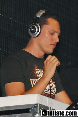 Tiesto 18-08-08 Privilege Ibiza - 