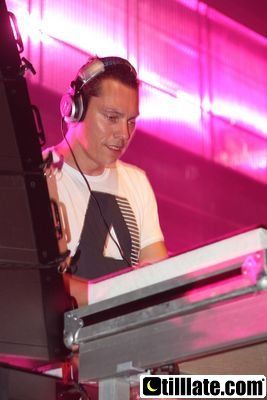 Tiesto 15-September 08 Privilege - 