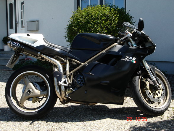 748 Duc - 