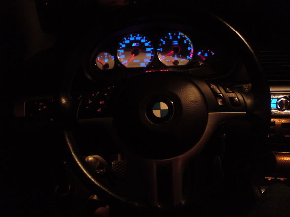 BMW 323ci e46 - 