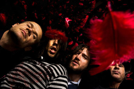 RED HOT CHILI PEPPERS - 