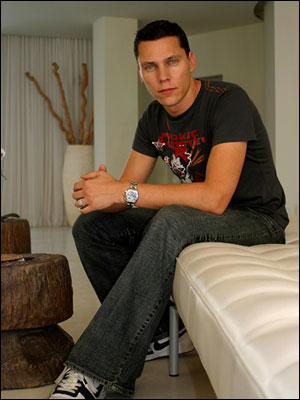 TIESTO (best DJ in the world) - 