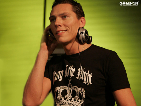 TIESTO (best DJ in the world) - 