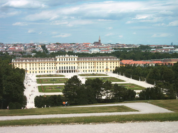 Schönbrunn & Donauinselfest - 