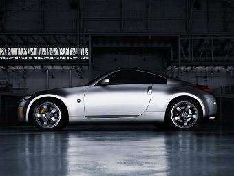 Nissan 350Z - 