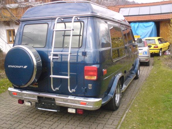 GMC VAN - 