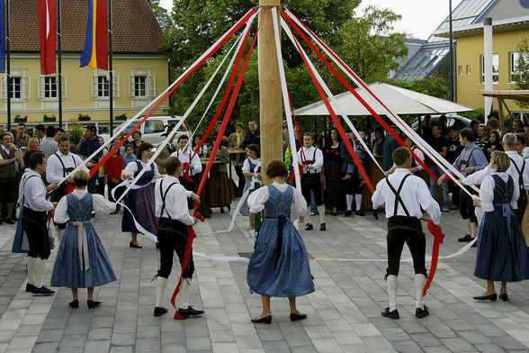 Dorffest u. Modenschau - 