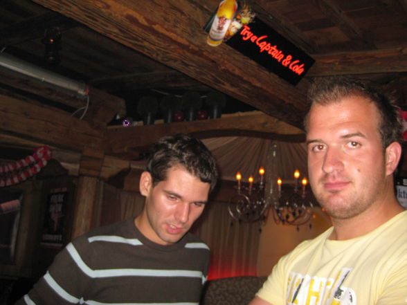 Oktoberfest im Monkeys Tag 1 - 