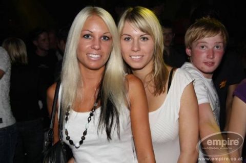 Mei Cousine und i *bussi* - 