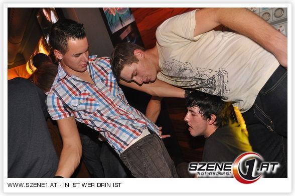 PaRtY uNd So..... - 