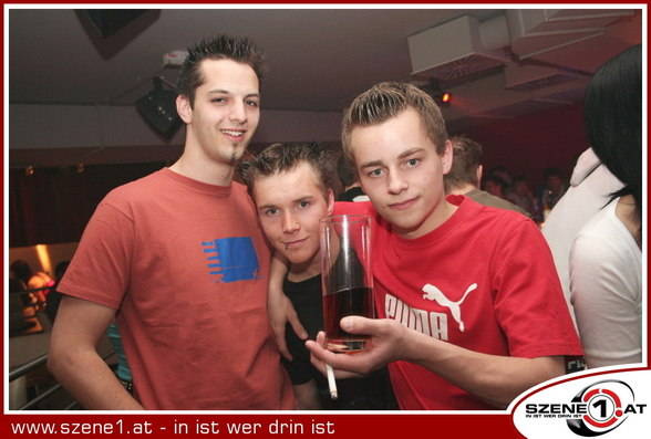 Friends_beim_Fortgeh - 