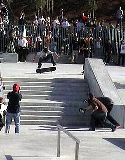 SKATE PROS - 