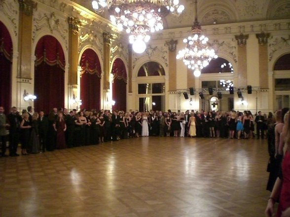 HLW-Auhof Matura Ball 06 Palais KV Linz - 