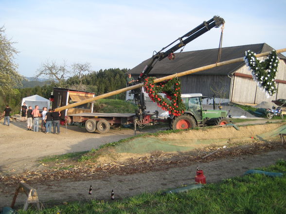 Maibaumsetzen Bauhütte 2010 - 