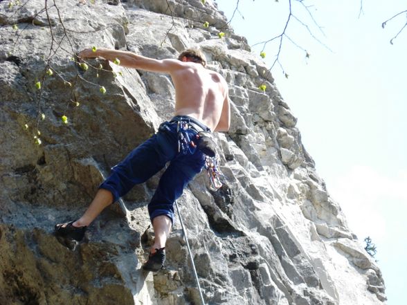 Climbing FrankenFels 2008 - 