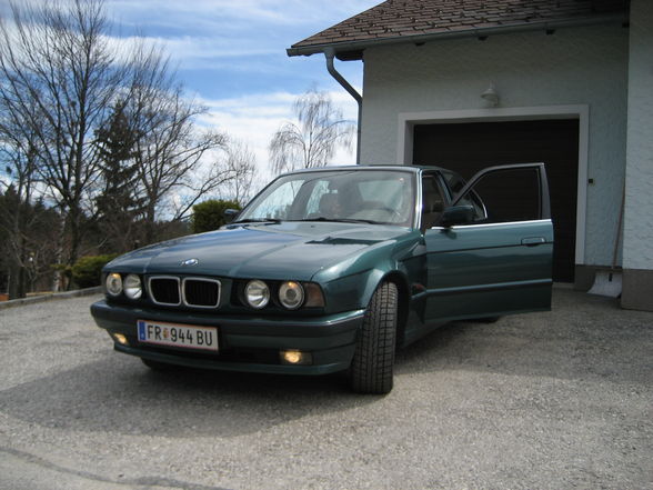 BMW - 