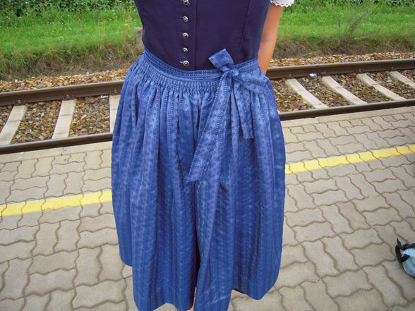 Salzburg = Dirndl --> Gaudiii pur  - 