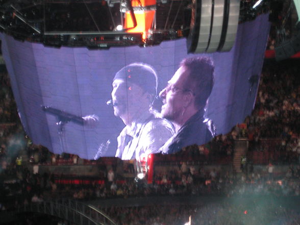 U2 - Konzert in Barcelona 2009 - 