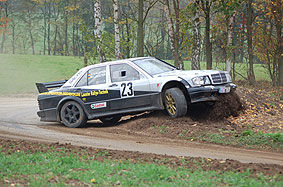 Mercedes Benz 190E - 