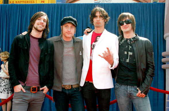 AAR= The All-American Rejects :D - 