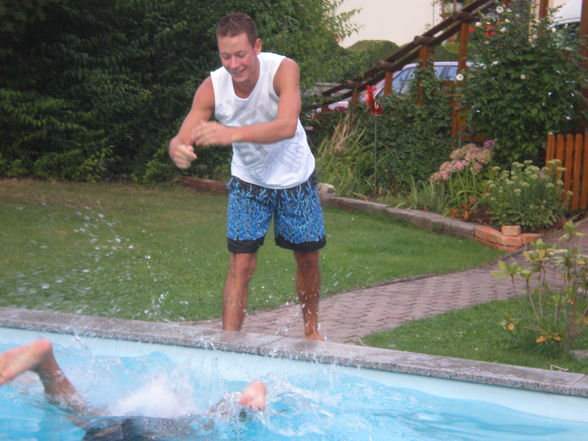 Poolparty bei Chrisi - 