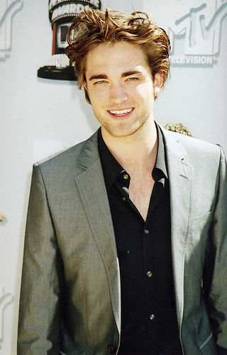 Robert Pattinson - 