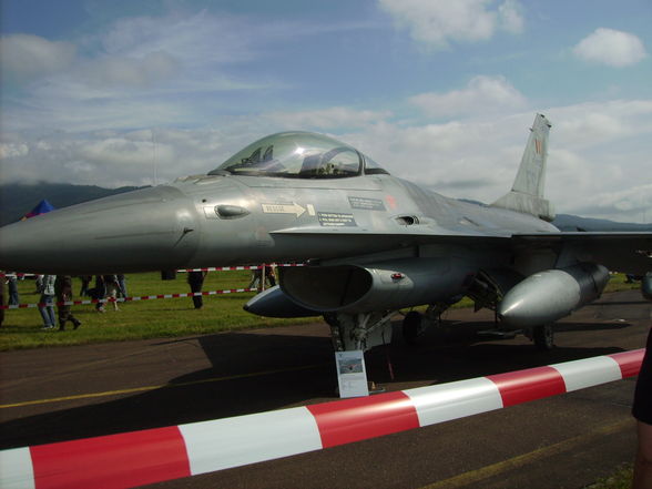 AirPower 09 - 