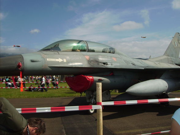 AirPower 09 - 